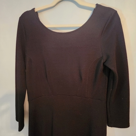 Superstition dress - Picture 4 of 4